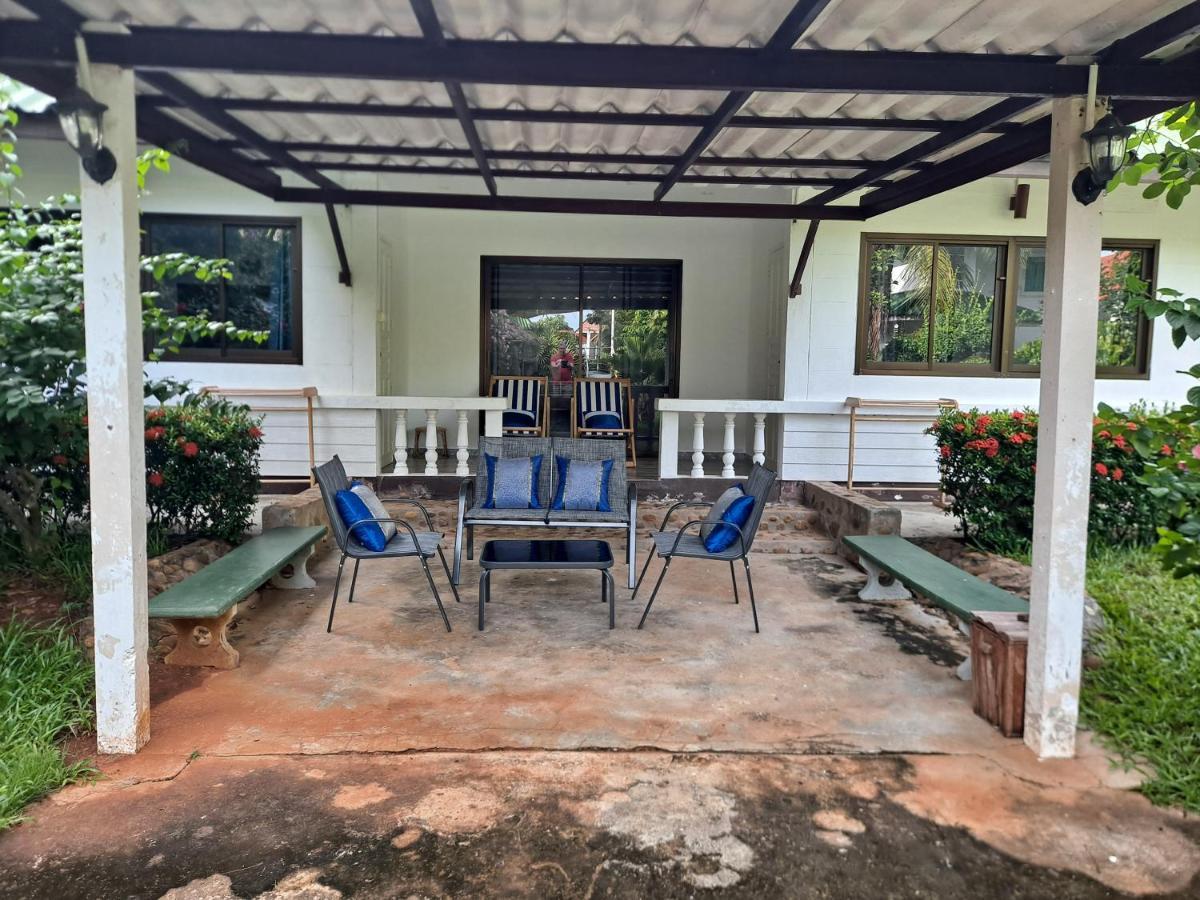 The Beach Boutique Resort Ban Pak Nam Pran Екстер'єр фото