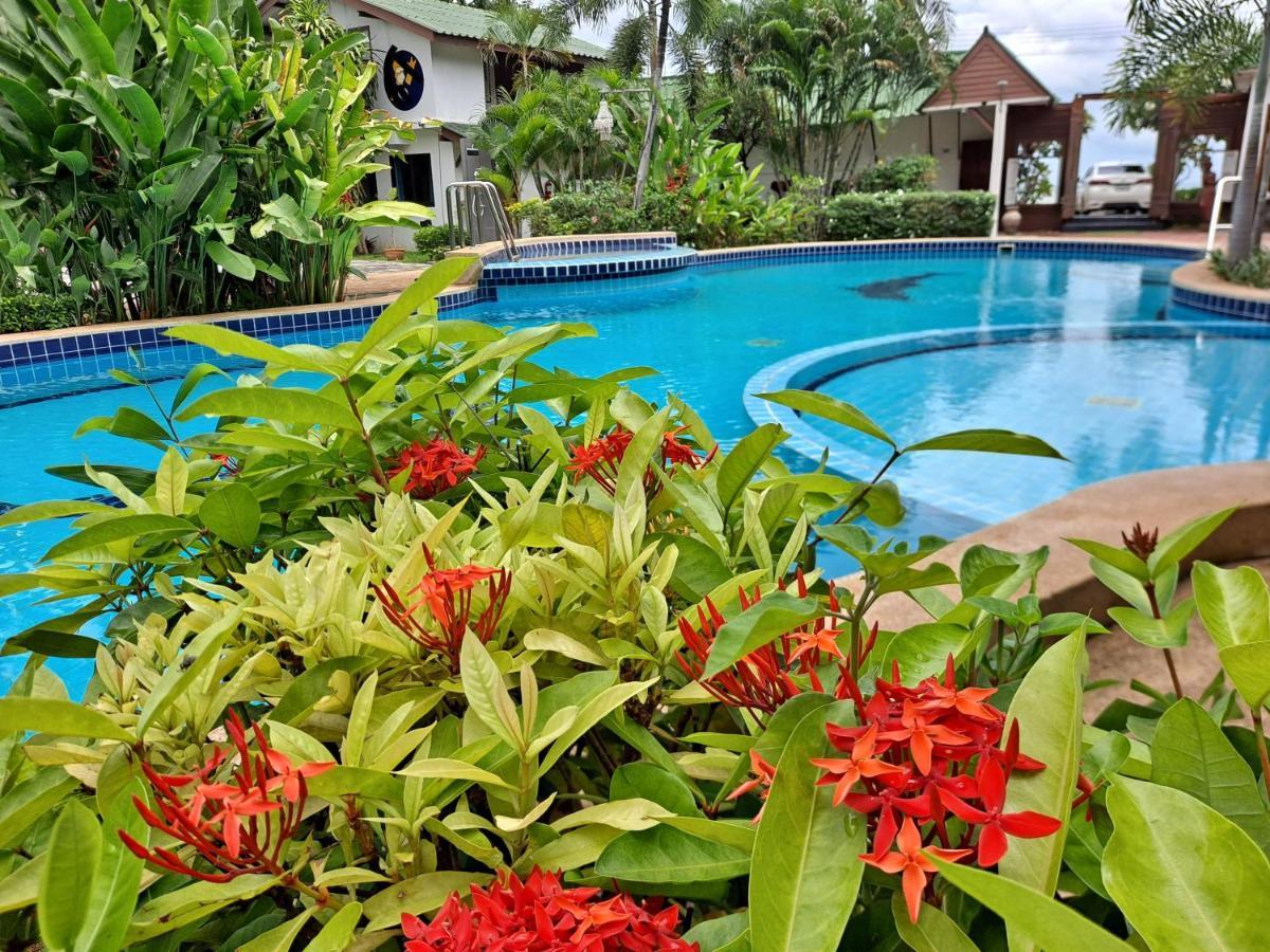 The Beach Boutique Resort Ban Pak Nam Pran Екстер'єр фото