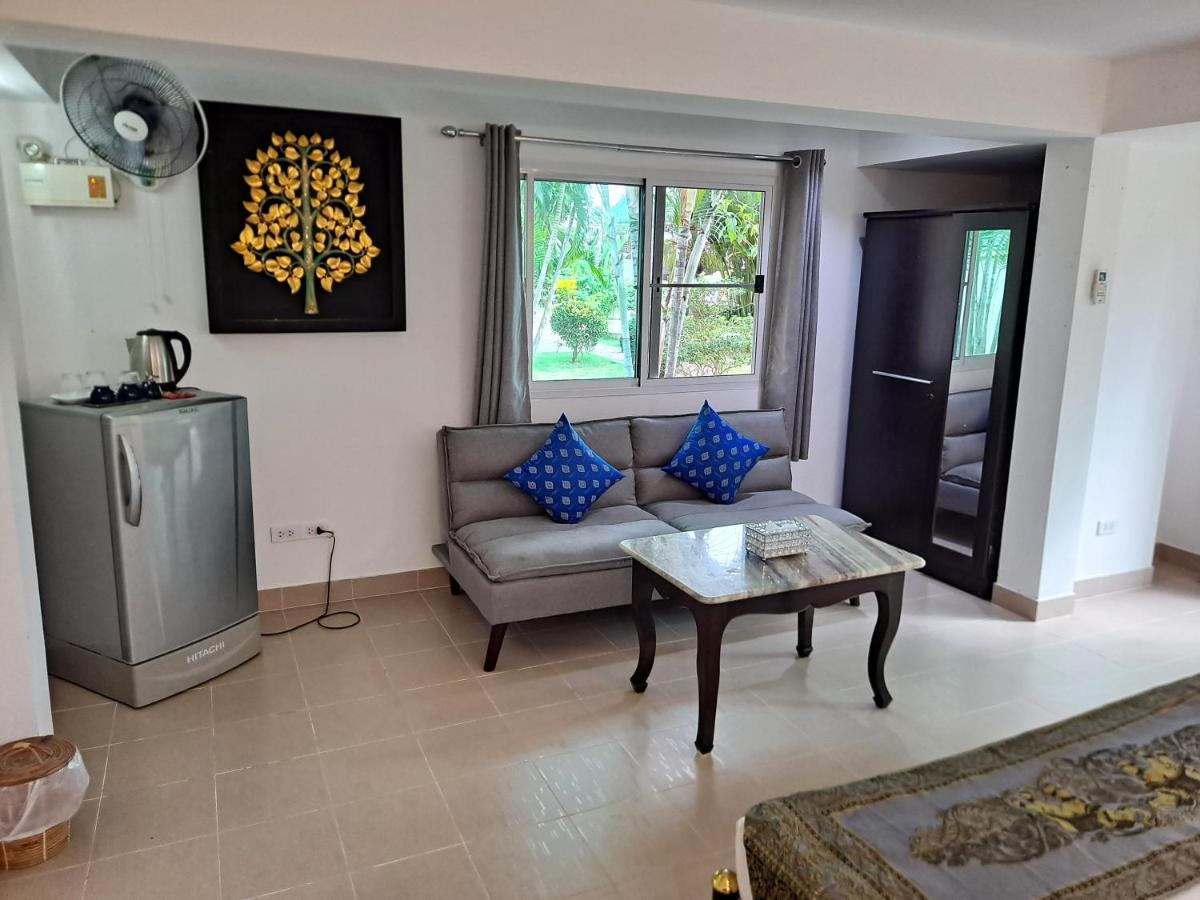 The Beach Boutique Resort Ban Pak Nam Pran Екстер'єр фото