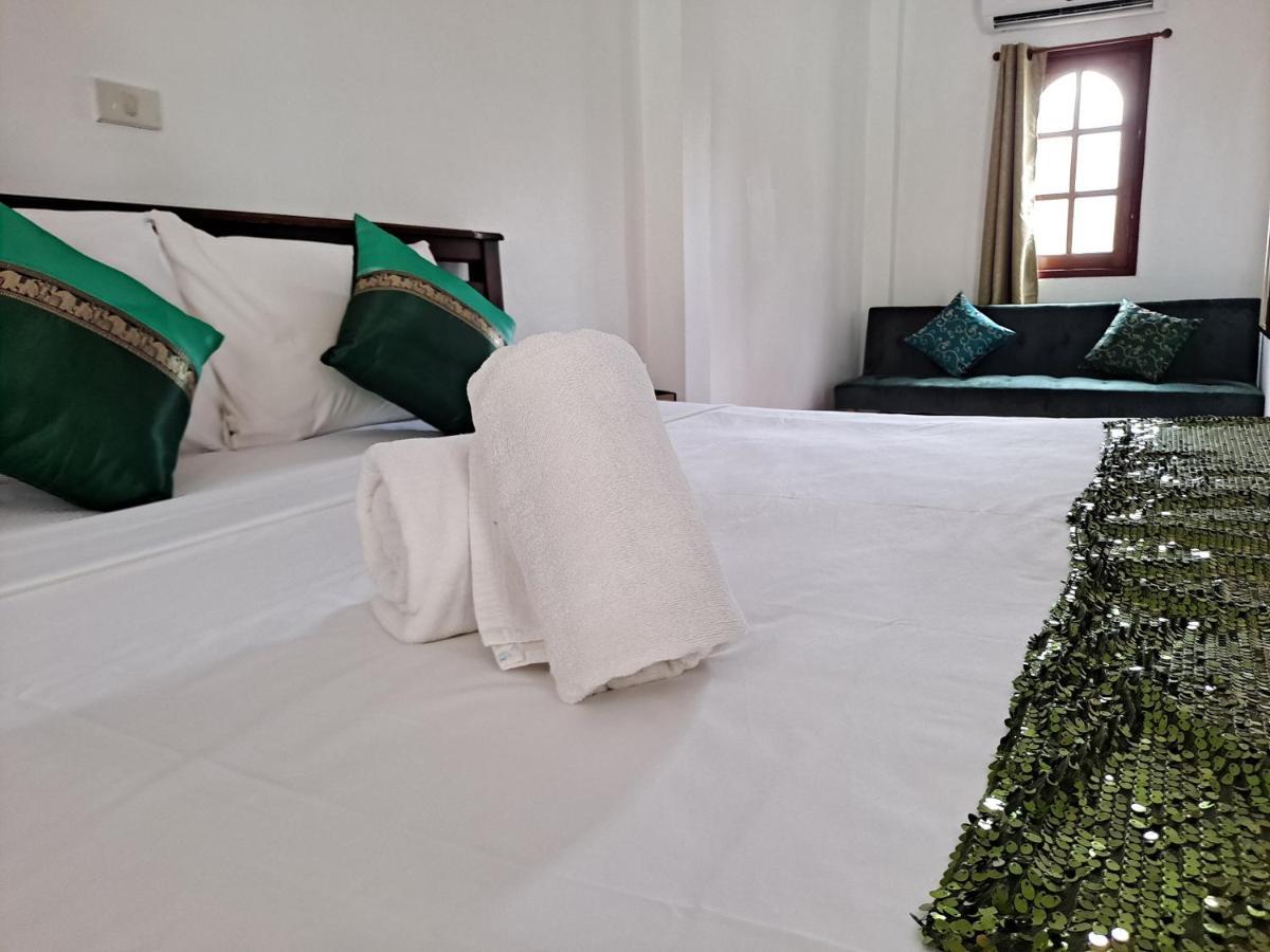 The Beach Boutique Resort Ban Pak Nam Pran Екстер'єр фото