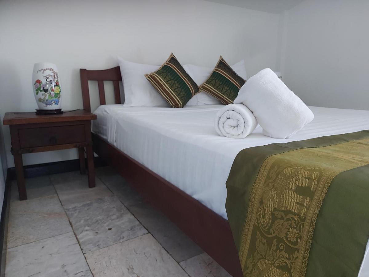 The Beach Boutique Resort Ban Pak Nam Pran Екстер'єр фото